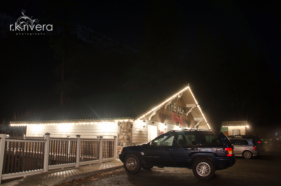 eastern washington, jeep, candy store, photography, professional, christmas lights